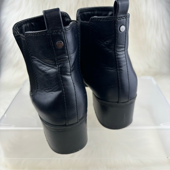 ANKLE WOMEN HEELED BOOTS SIZE 8.5 - Picture 2 of 8